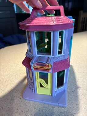 Fisher Price Sweet Streets Beanstalk Toy Store Fast Food Resturant Dollhouse